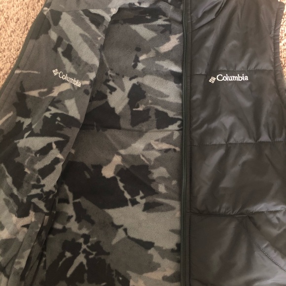 Reversible Vest - Picture 2 of 4